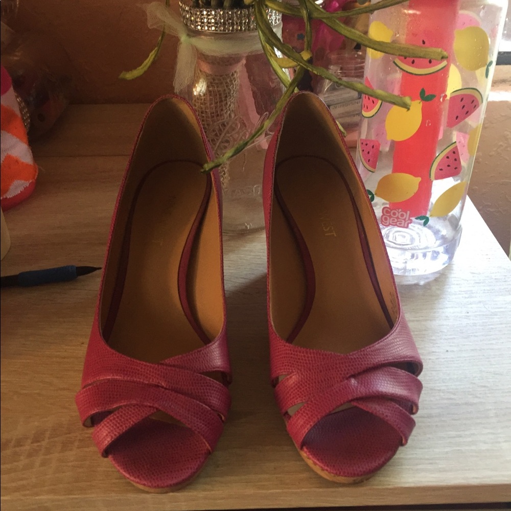 Nine West Wedges size 6.5 M